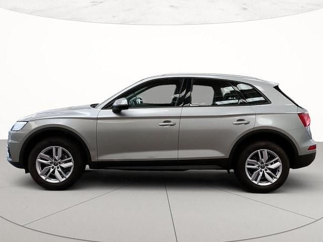 Usata Audi Q5 Business 190 CV (139 kW) 2020 L5 argento fioretto metallizzato SUV