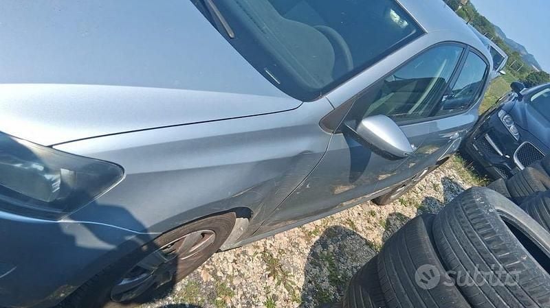 Usata VW Polo Comfortline 90 CV (66 kW) 2009 Grigio Berlina