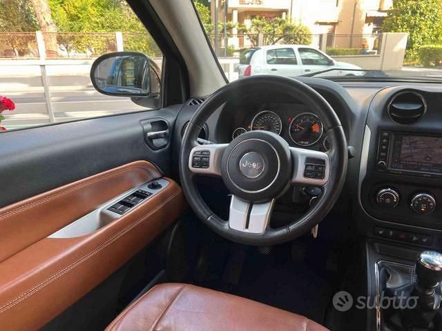 Nero Usata 2014 Jeep Compass SUV | 9000 € (Cara) - Immagine 1/4