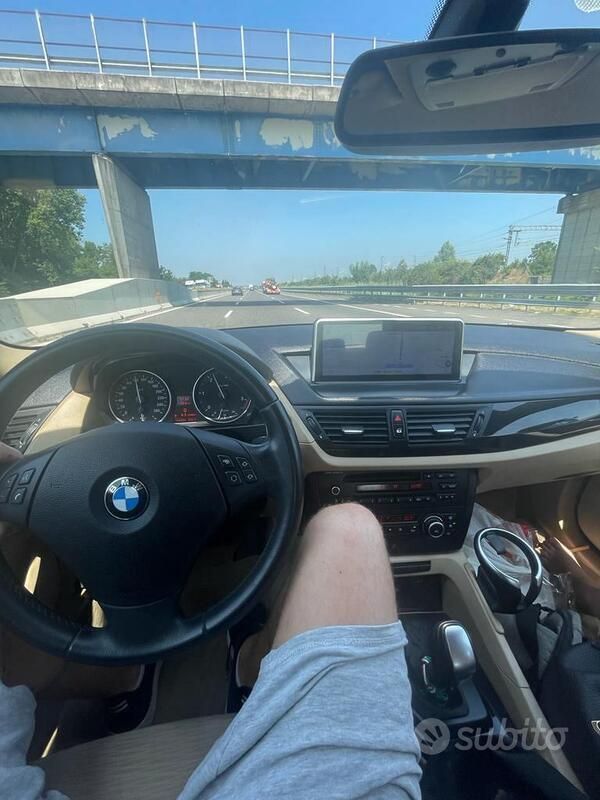 Nero Usata 2011 BMW X1 SUV | 10.000 € (Cara) - Immagine 1/3