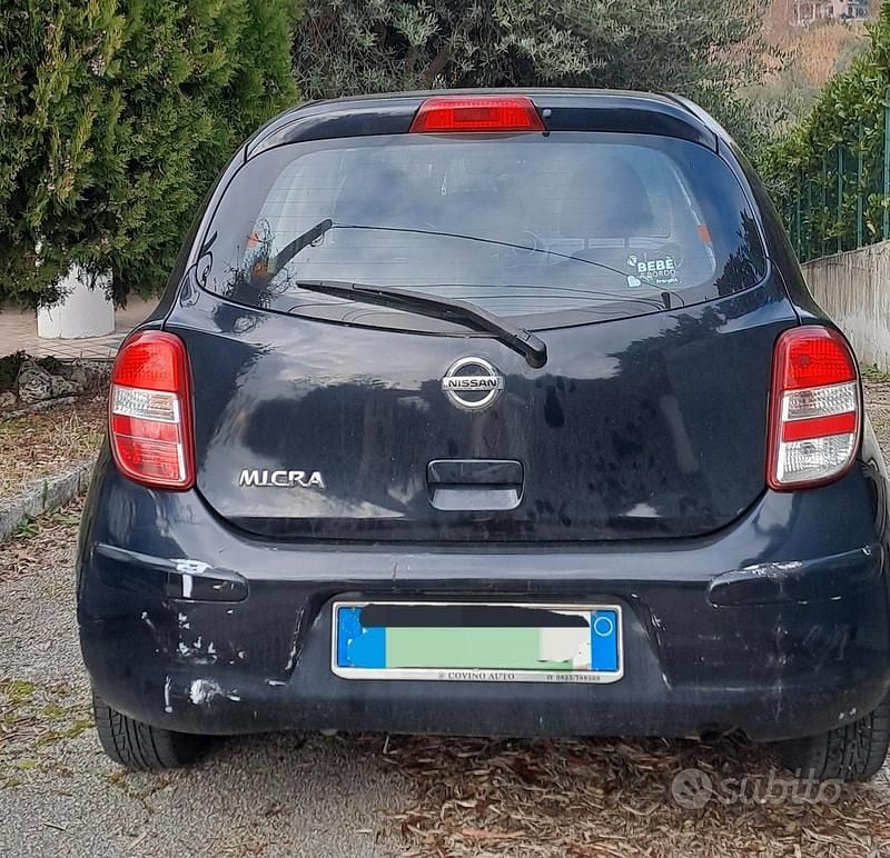 Usata Nissan Micra Acenta 98 CV (72 kW) 2012 Nero Utilitaria