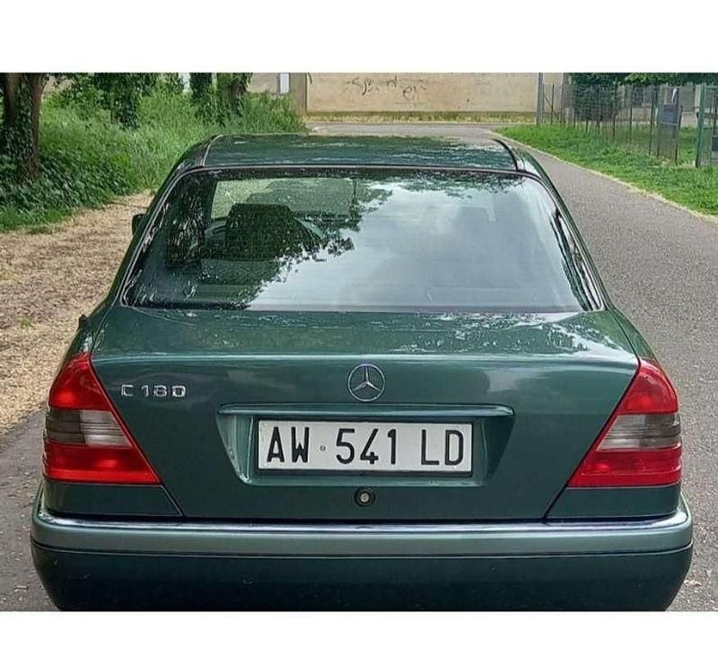 Usata Mercedes C180 Elegance 122 CV (89 kW) 1994 Berlina