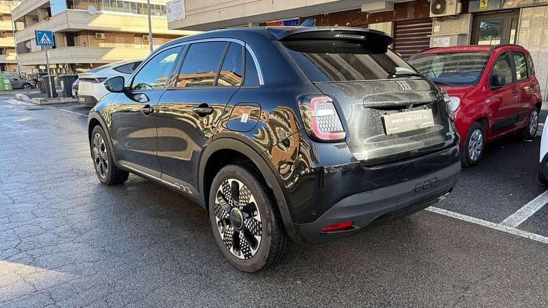 Usata Fiat 600 La Prima 101 CV (74 kW) 2025 Nero SUV