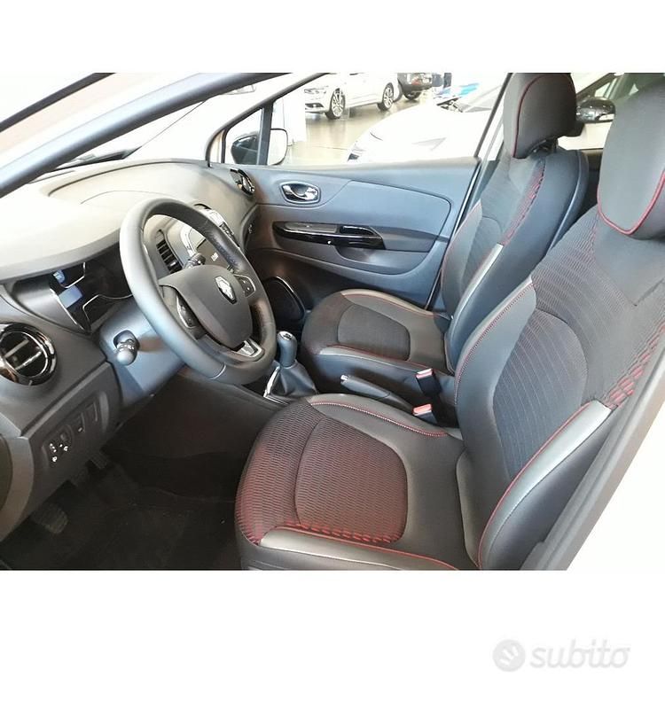 Usata Renault Captur 110 CV (80 kW) 2017 Bianco SUV