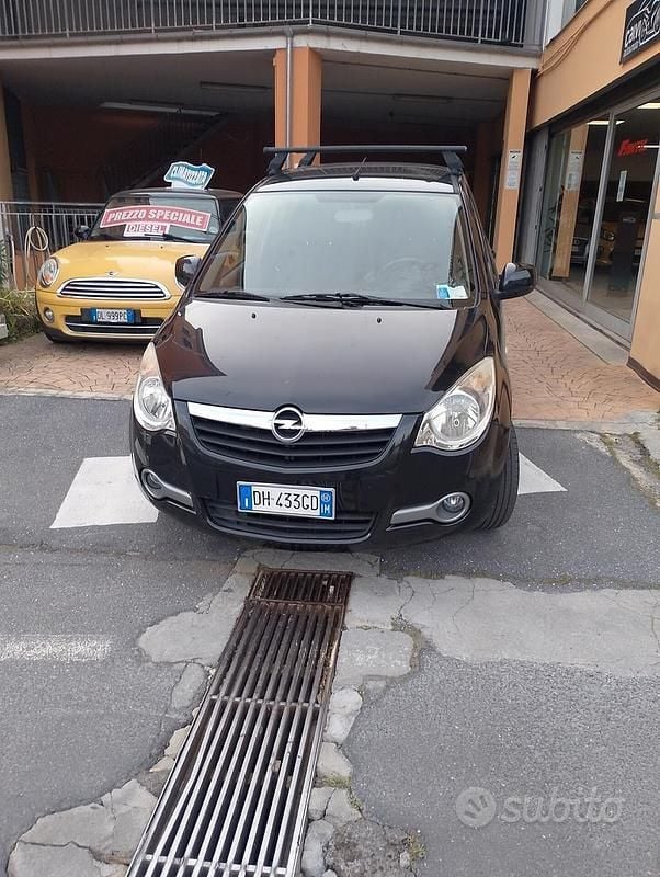 Usata Opel Agila Enjoy 86 CV (63 kW) 2008 Nero Utilitaria