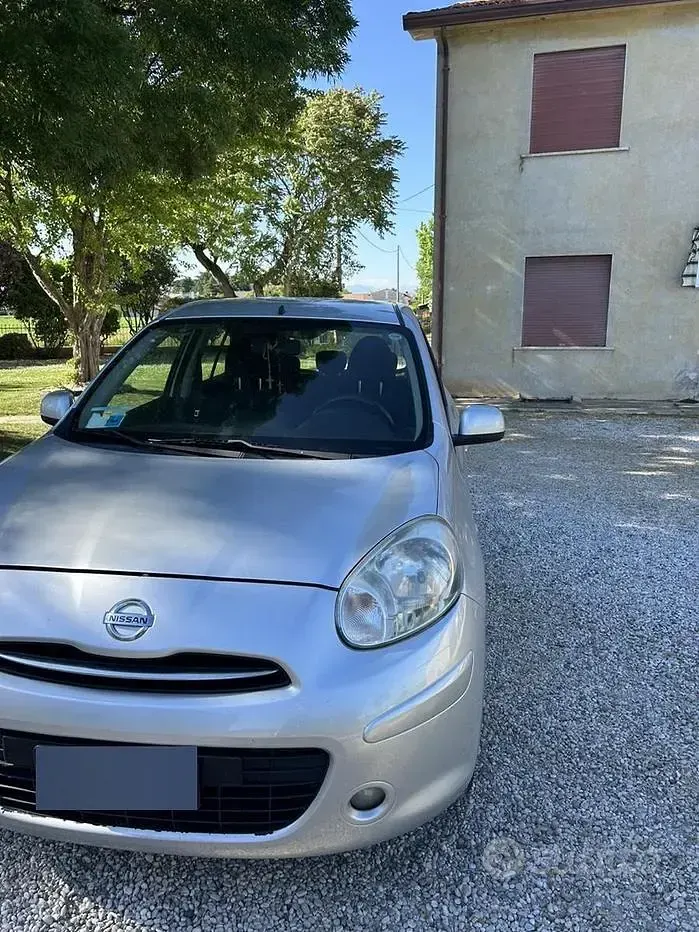 Usata Nissan Micra Acenta 80 CV (58 kW) 2012 Grigio Utilitaria