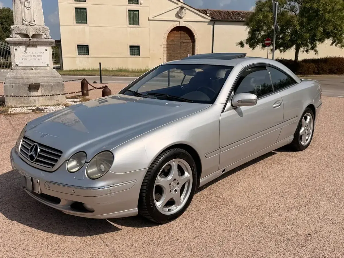 Usata Mercedes CL500 306 CV (225 kW) 2002 Argento Coupé