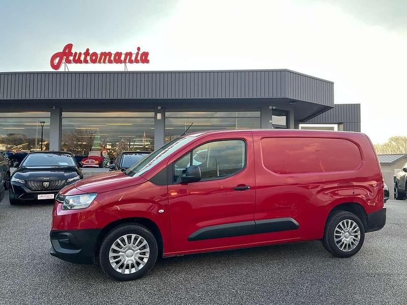 Usata Toyota Proace City City 101 CV (74 kW) 2022 Rosso Monovolume