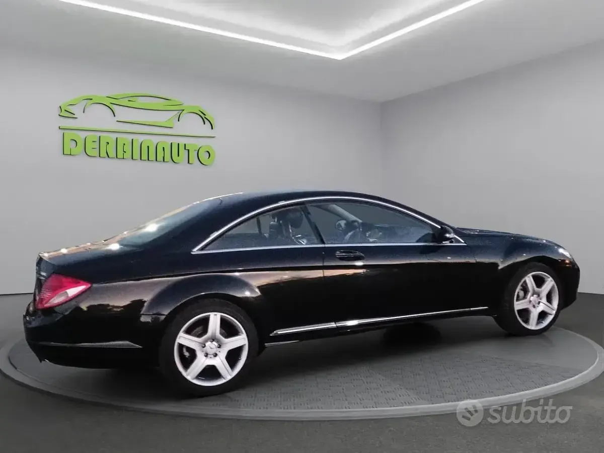 Usata Mercedes CL600 387 CV (284 kW) 2008 Nero Coupé