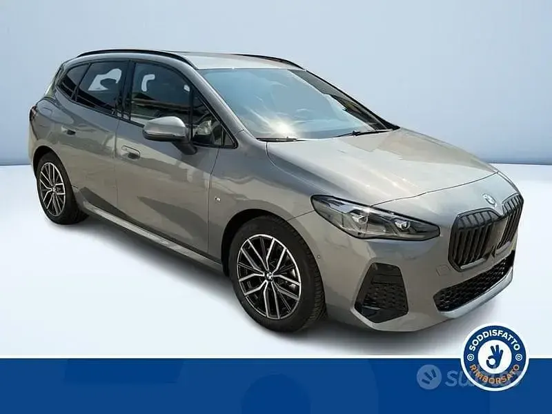 Usata BMW 218 M Sport 150 CV (110 kW) 2025 Grigio Station wagon