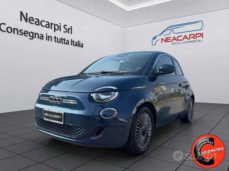 Usata Fiat 500e Opening Edition 69 kW (95 CV) 2020 Blu perlato Utilitaria