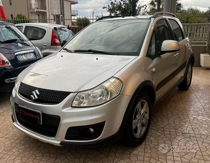 Usata Suzuki SX4 140 CV (102 kW) 2012 Grigio Station wagon