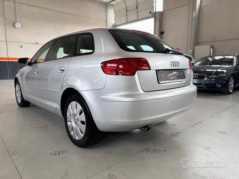 Usata Audi A3 Ambiente 102 CV (75 kW) 2008 Grigio Utilitaria