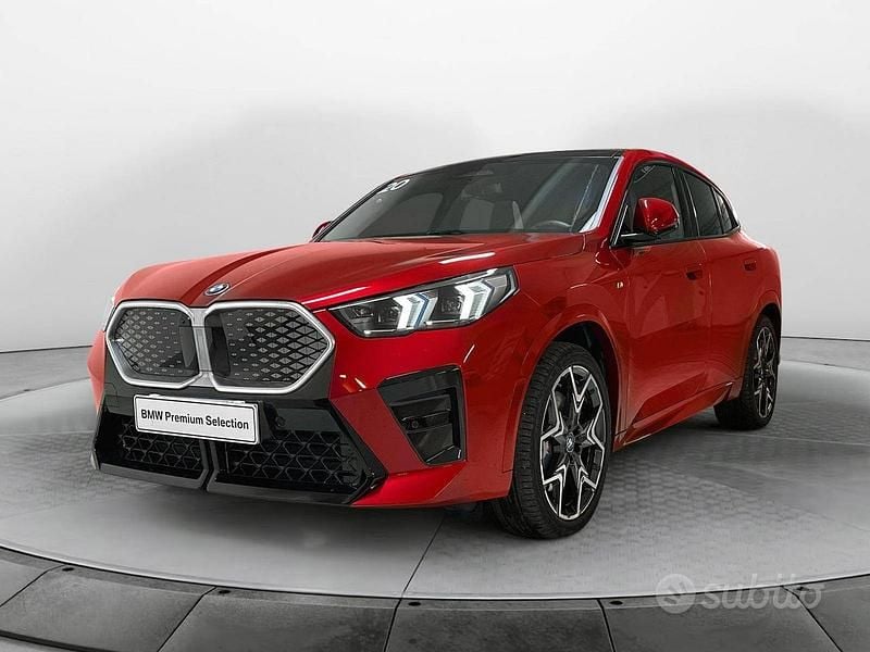 Usata BMW iX2 M Sport 230 kW (313 CV) 2024 Rosso SUV