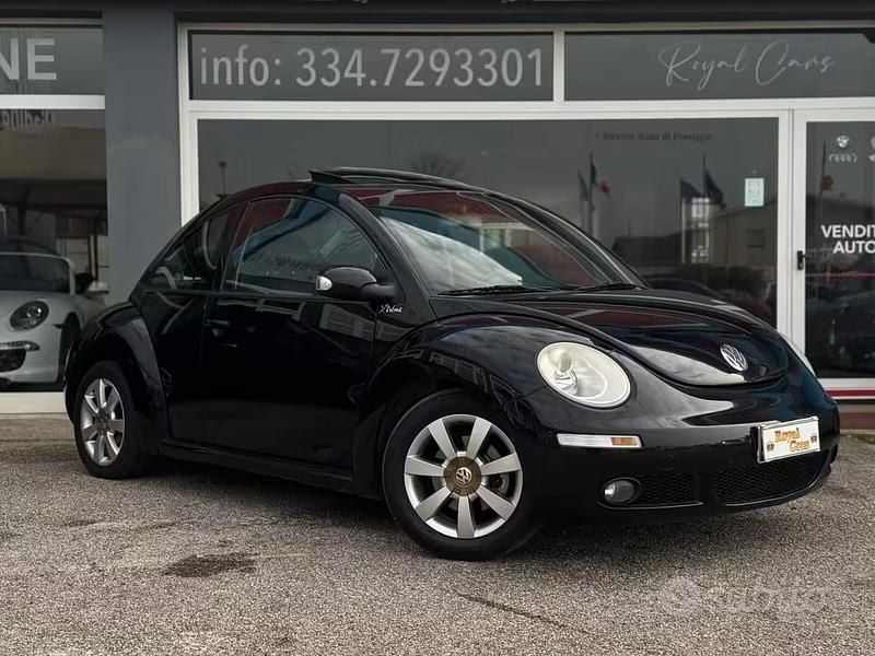 Usata VW New Beetle 105 CV (77 kW) 2006 Nero Utilitaria