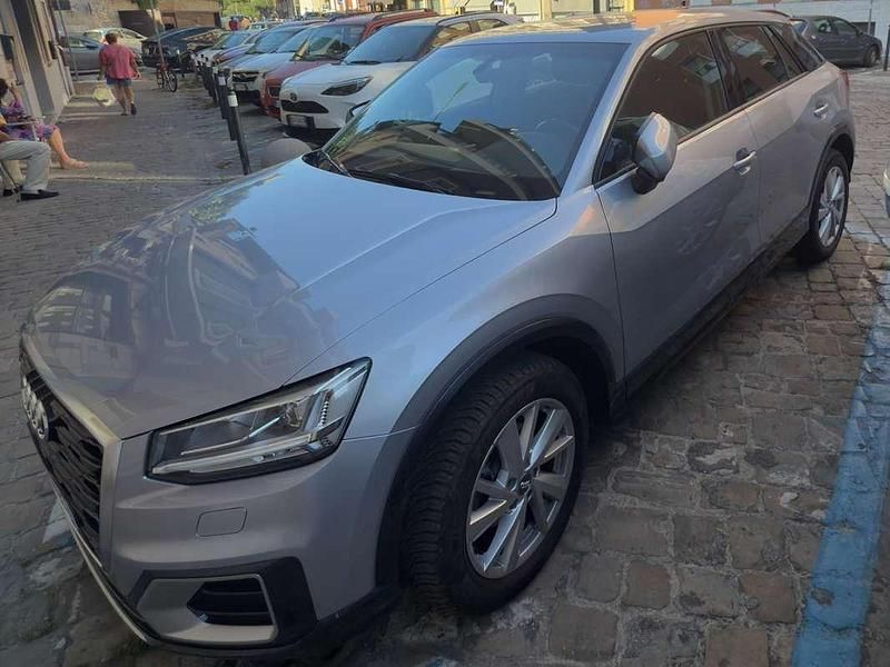 Usata Audi Q2 Business 116 CV (85 kW) 2021 Argento SUV