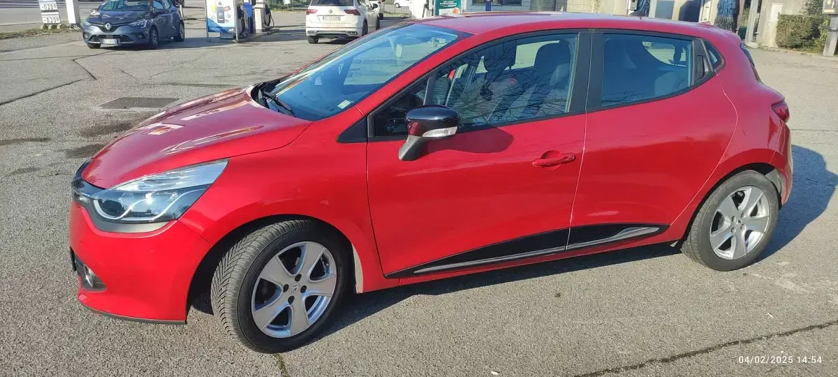 Usata Renault Clio IV 75 CV (55 kW) 2013 Rosso Berlina
