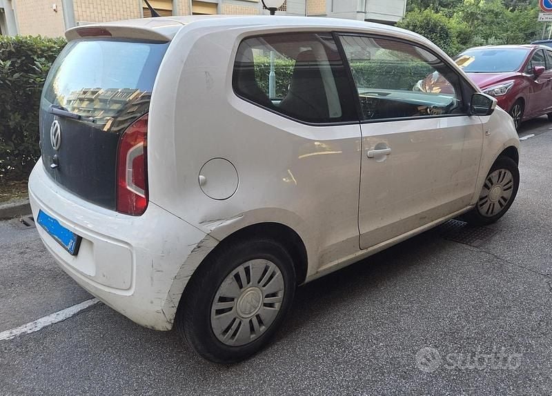 Usata VW up! 60 CV (44 kW) 2013 Bianco Utilitaria