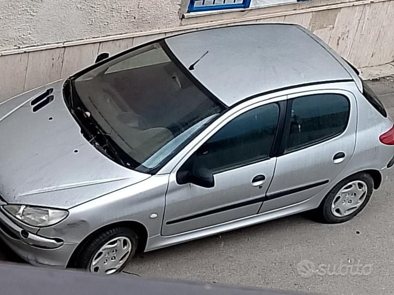 Usata Peugeot 206 68 CV (50 kW) 2003 Berlina