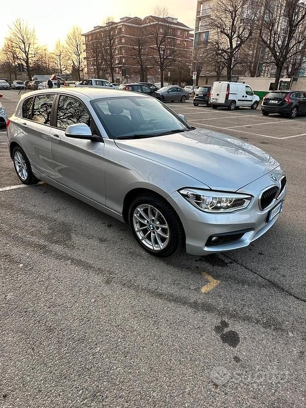 Usata BMW 116 Advantage 116 CV (85 kW) 2015 Grigio Utilitaria