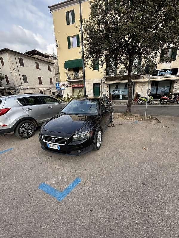 Usata Volvo C30 Kinetic 109 CV (80 kW) 2007 Utilitaria