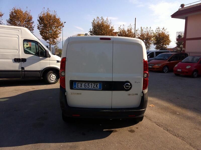 Usata Opel Combo S 89 CV (65 kW) 2014 Bianco Monovolume