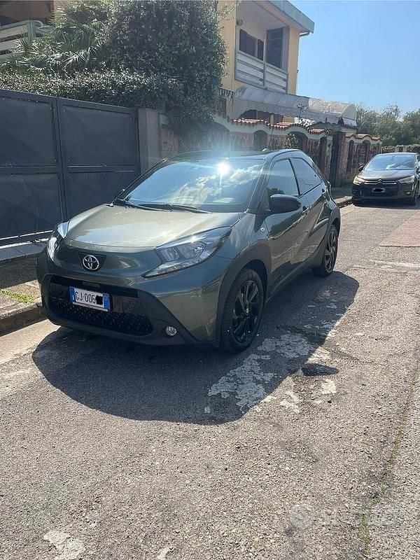 Usata Toyota Aygo X Trend 72 CV (52 kW) 2022 Verde SUV