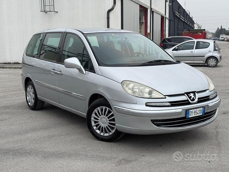 Usata Peugeot 807 135 CV (99 kW) 2010 Grigio Monovolume