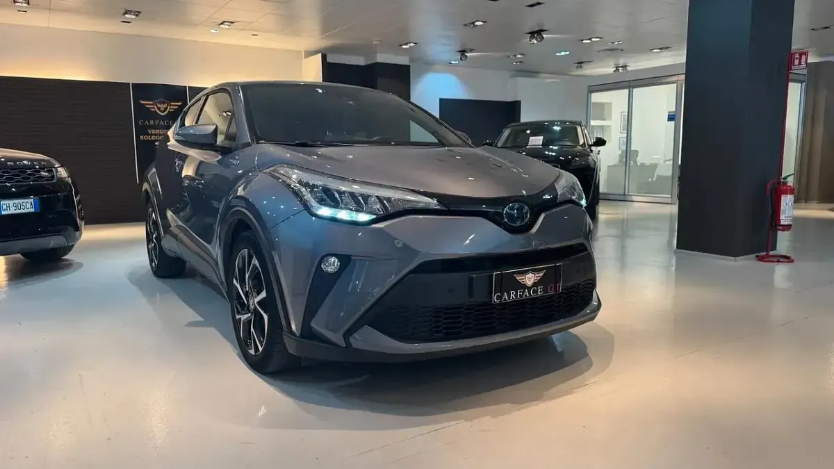 Usata Toyota C-HR 152 CV (111 kW) 2021 Grigio SUV