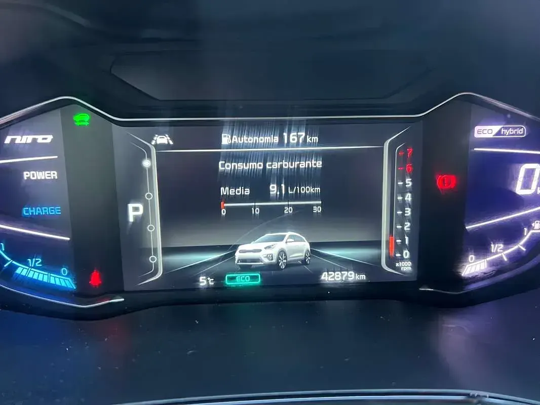 Usata Kia Niro 105 CV (77 kW) 2020 Nero SUV