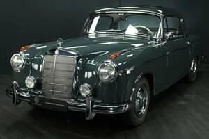 Grigio Usata 1960 Mercedes 220 SE Coupé | 65.500 € - Immagine 1/4