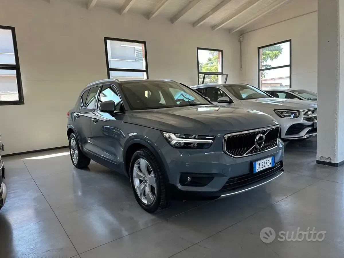 Usata Volvo XC40 Inscription 150 CV (110 kW) 2020 Blu SUV