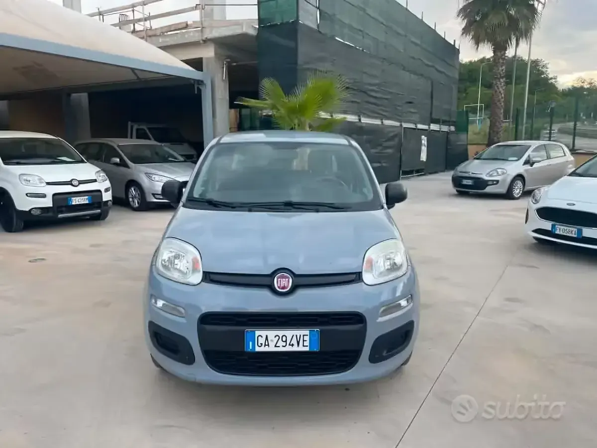 Usata Fiat Panda Easy 69 CV (50 kW) 2020 Grigio Utilitaria