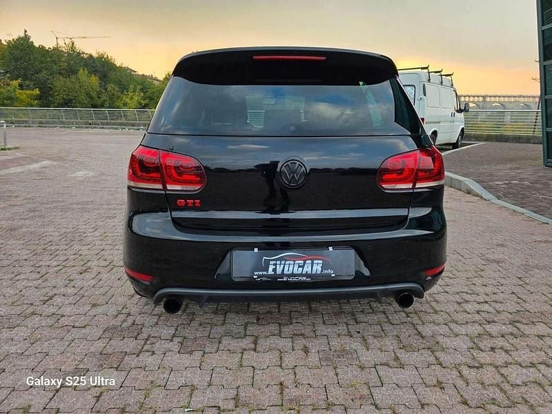 Usata VW Golf GTI 211 CV (155 kW) 2011 Nero Coupé