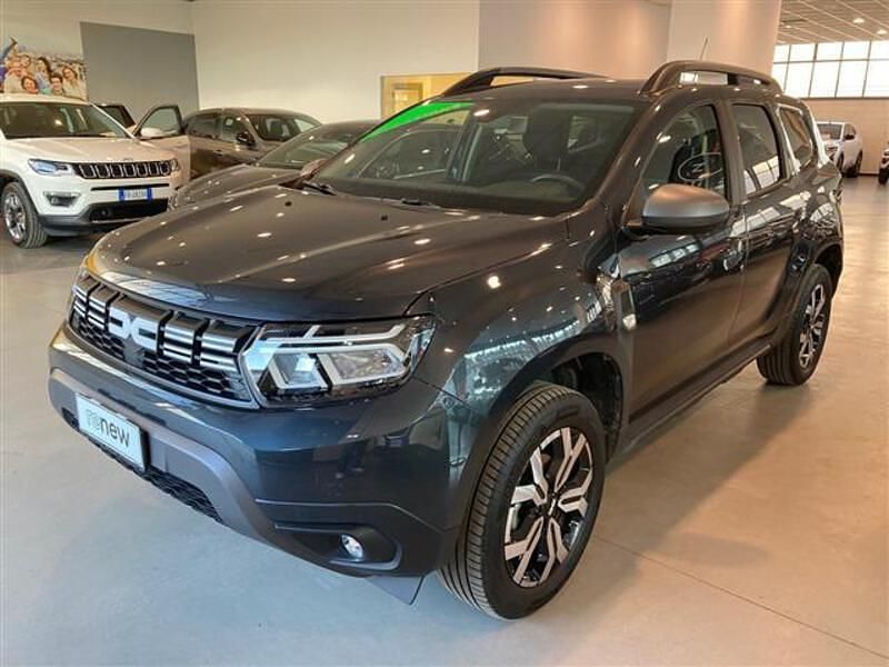 Usata Dacia Duster Journey 101 CV (74 kW) 2023 Grigio scuro SUV