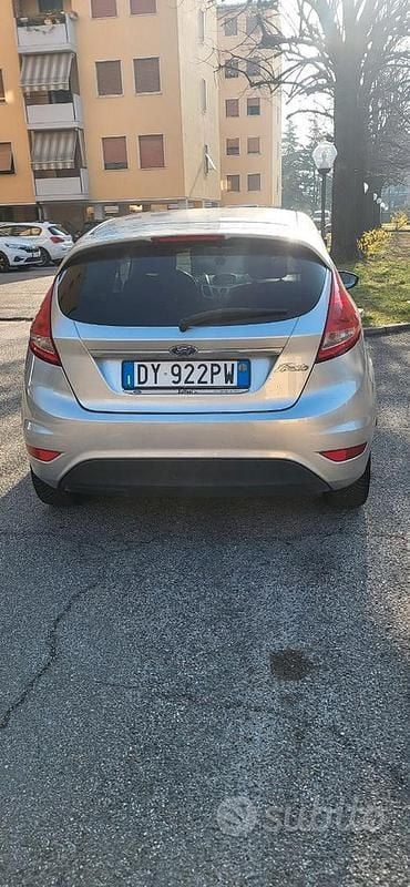 Usata Ford Fiesta 97 CV (71 kW) 2009 Utilitaria