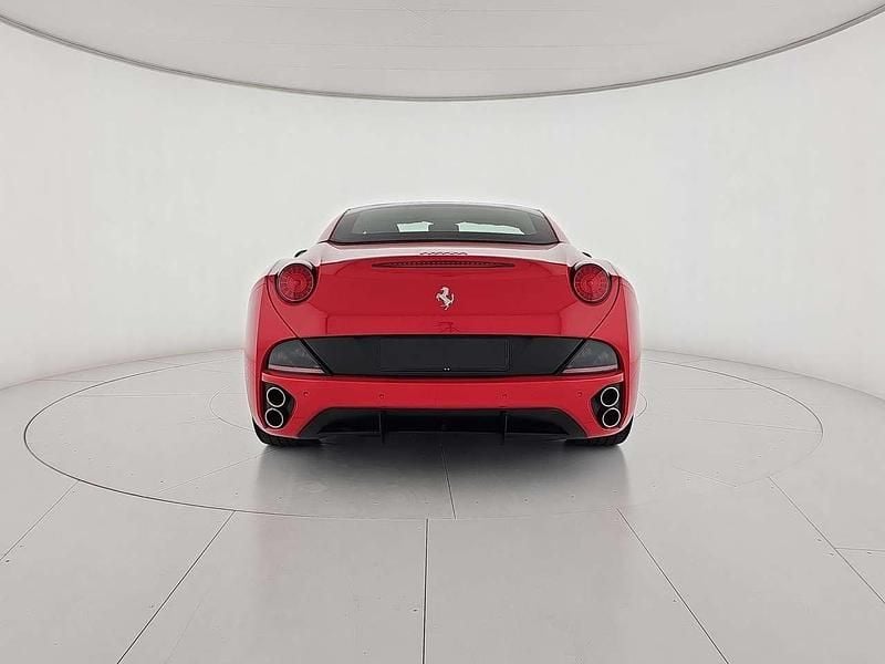 Usata Ferrari California 460 CV (338 kW) 2010 Rosso corsa Cabrio