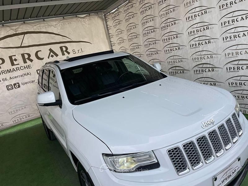 Usata Jeep Grand Cherokee Summit 250 CV (183 kW) 2015 Bianco SUV