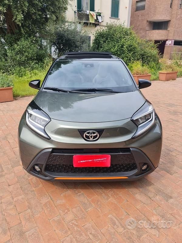 Usata Toyota Aygo X Limited 72 CV (52 kW) 2022 Verde SUV