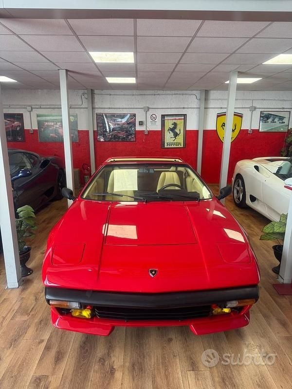 Usata Lamborghini Jalpa 247 CV (181 kW) 1983 Rosso Cabrio