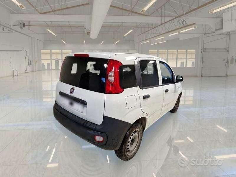Usata Fiat Panda Pop 69 CV (50 kW) 2018 Bianco Utilitaria