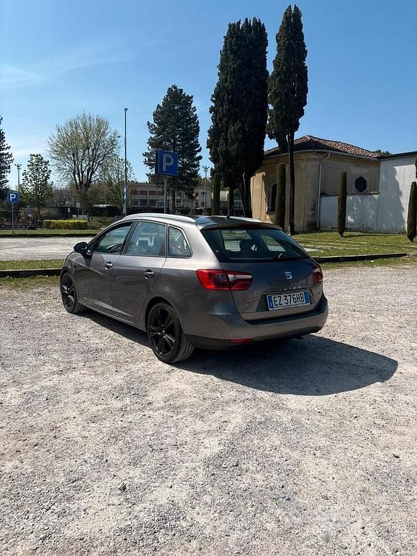 Usata Seat Ibiza ST FR 105 CV (77 kW) 2014 Grigio Station wagon
