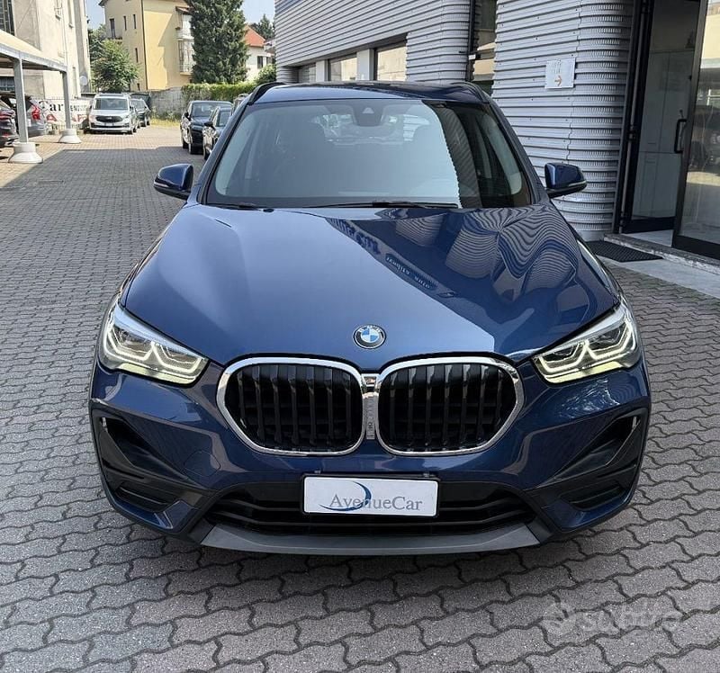 Usata BMW X1 Advantage 190 CV (139 kW) 2022 Blu / metallizzato SUV