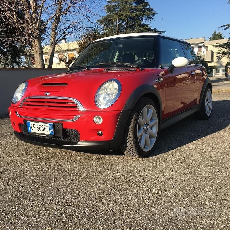 Usata Mini Cooper S 2003 Rosso Utilitaria