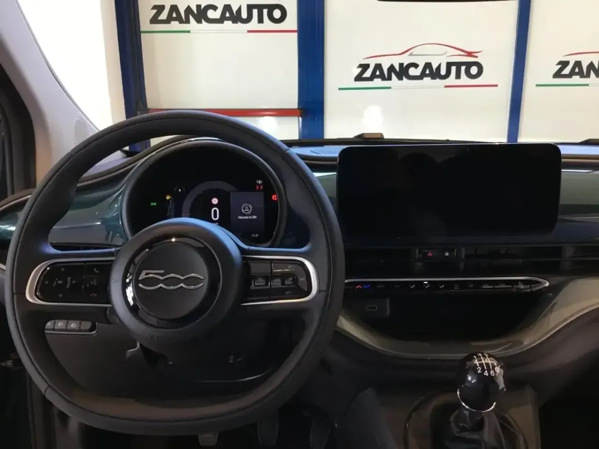Nuova Fiat 500 65 CV (47 kW) 2026 Blu/azzurro Berlina