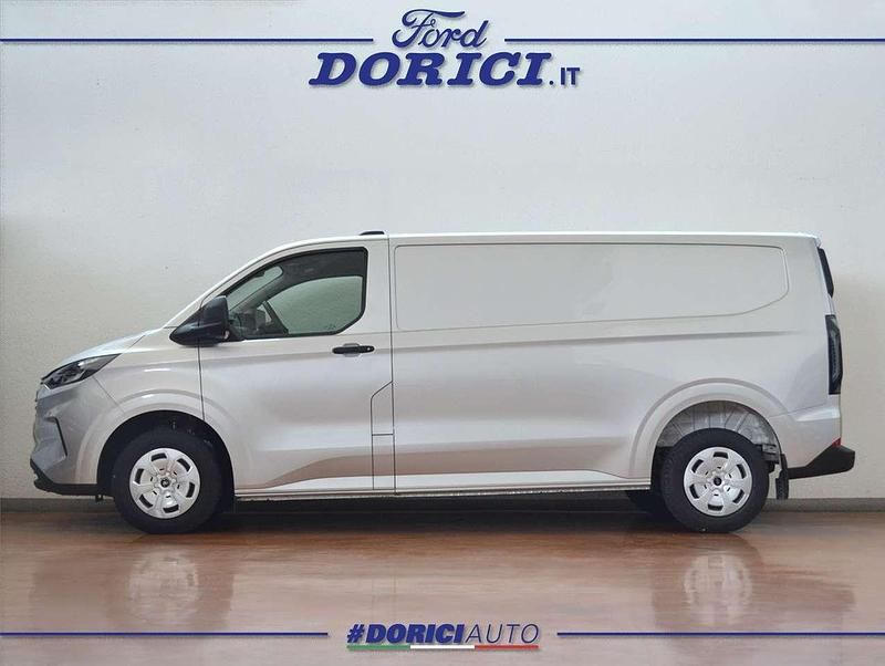 Usata Ford Transit Custom Trend+ 136 CV (100 kW) 2024 Moondust silver Furgone