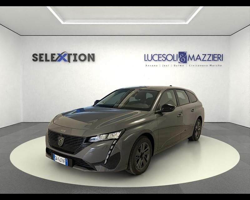 Grigio Usata 2024 Peugeot 308 Tre volumi | 21.900 € (Molto cara) - Immagine 1/4