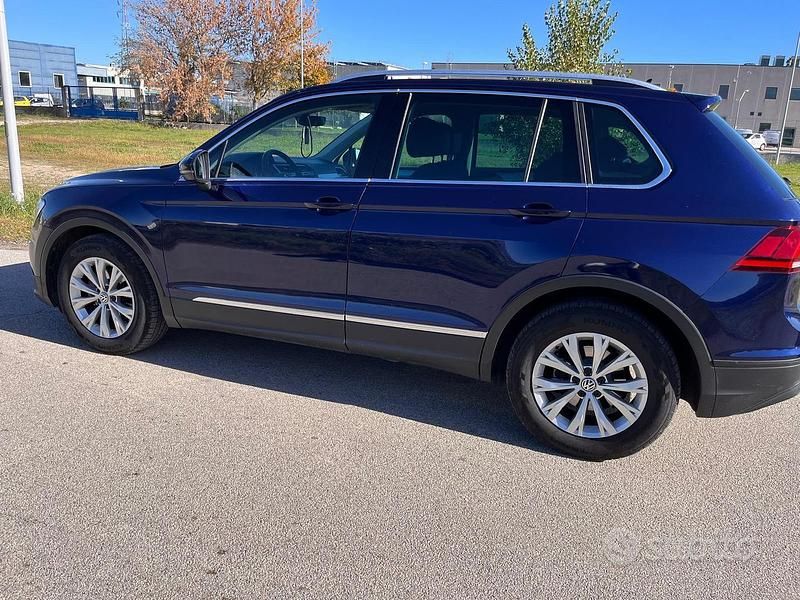 Usata VW Tiguan Sportline 177 CV (130 kW) 2018 Blu SUV