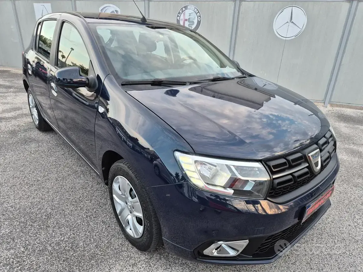 Usata Dacia Sandero 101 CV (74 kW) 2020 Bluazzurro Berlina