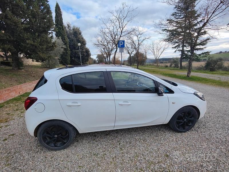 Usata Opel Corsa 90 CV (66 kW) 2015 Bianco Utilitaria